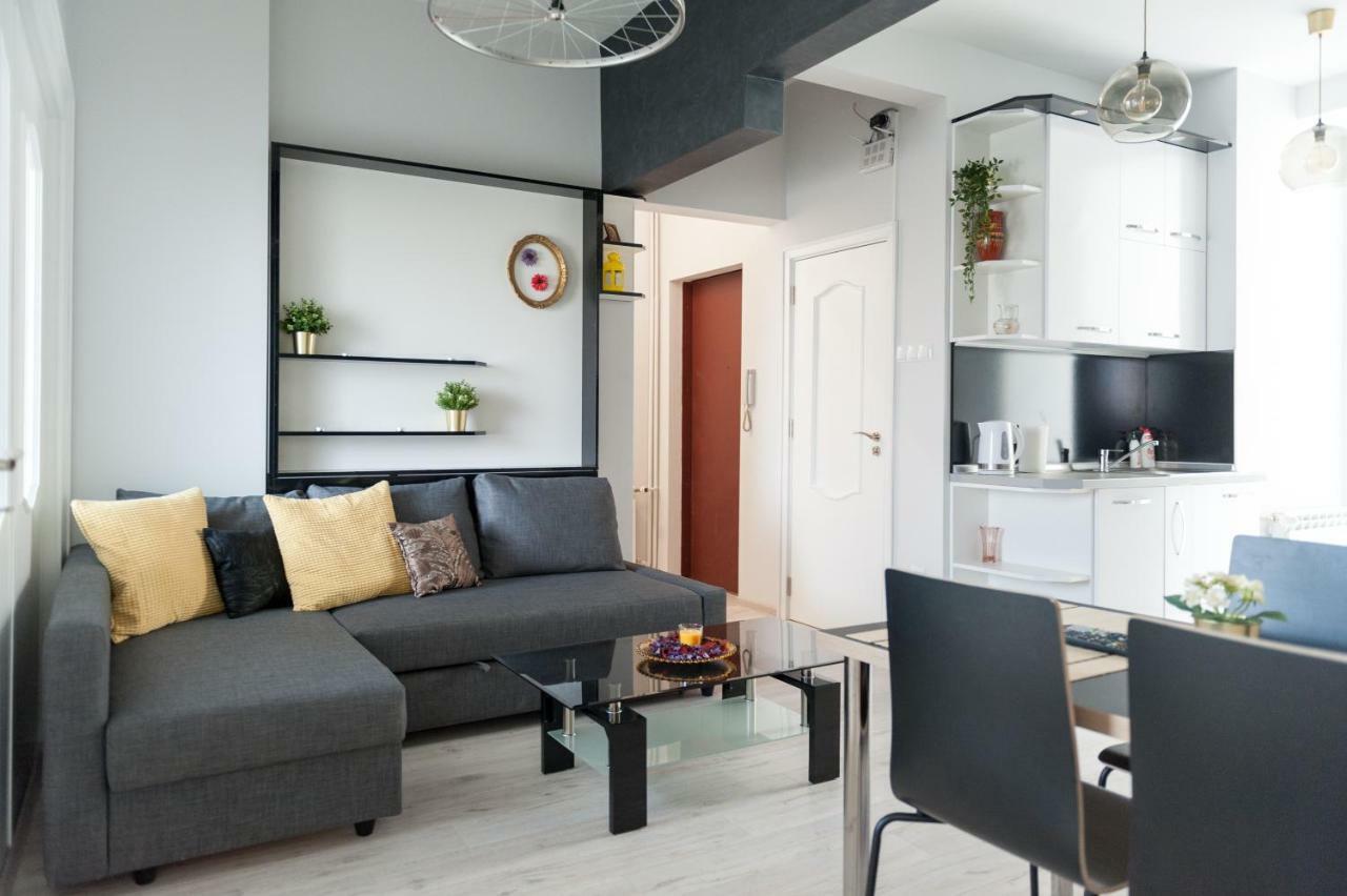 Vitosha Blvd - 2Br Lux Apart Sofia Esterno foto
